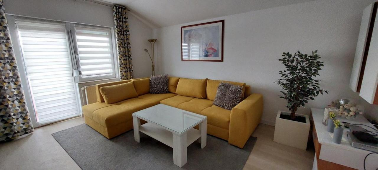 Ferienwohnung Apartman Laura Zadar Exterior foto